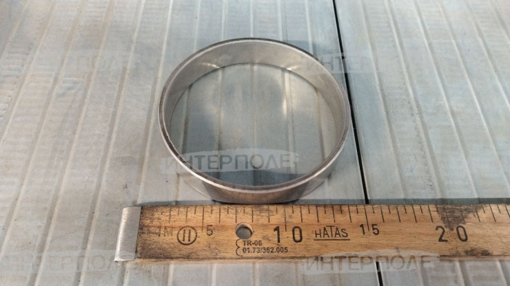 Втулка (6620,6622,7720,7721,8820,9400,9410,9450,9500,9501,9510,SH9510,9540iiWTS,9560i WTS,9580i WTS,9540WTS, 9560WTS, 9580WTS,9550,9550SH) John Deere