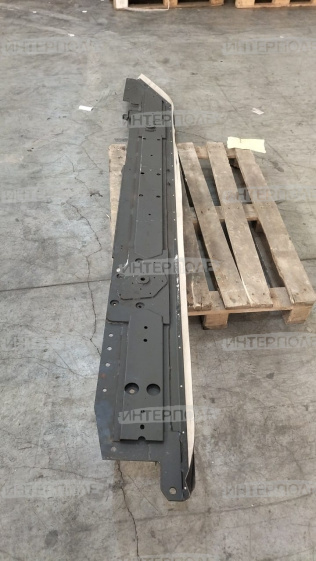 Пластина правая John Deere (S550) 9570STS, 9670STS, 9770STS, 9870STS