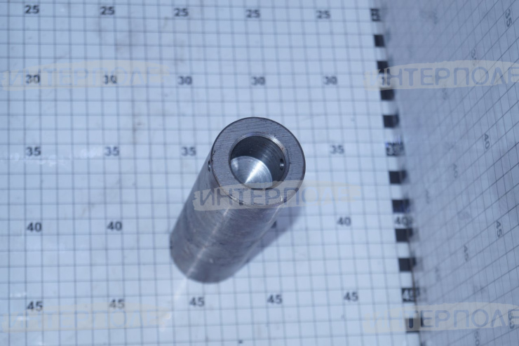 Ось главного рычага (D=50мм, L=160мм два отверстия )