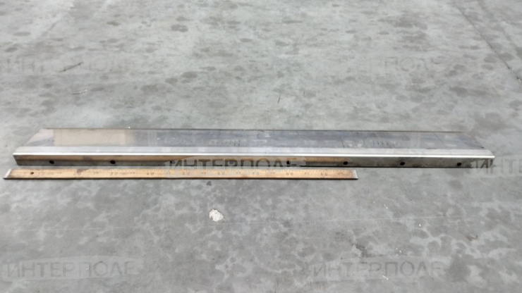 Пластина защитная John Deere (9450,9500,9540,9550,9560,9580,9650,9650 STS,9660,9660 STS,9670 STS,9750 STS,9760 STS,9770 STS,9780,9860 STS,9870 STS9880