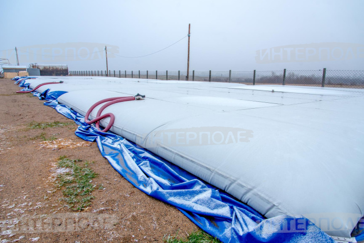 Мягкий резервуар с краном МР У 200 КАС. ПВХ 900 гр/м2