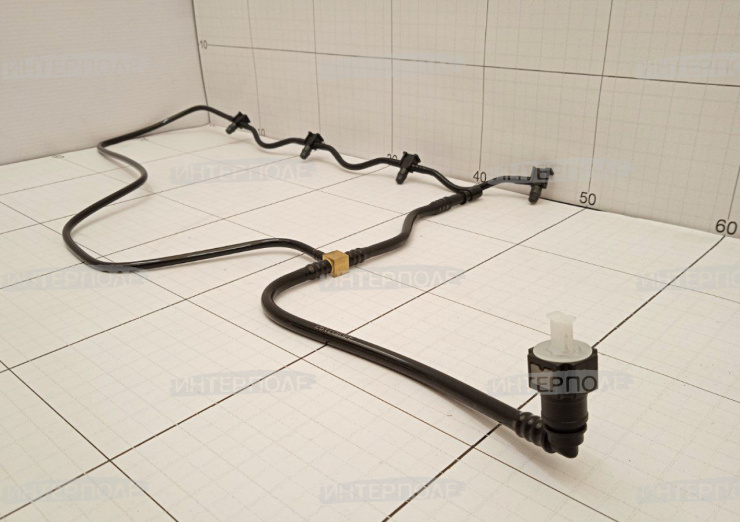 Линия обратки форсунок JCB