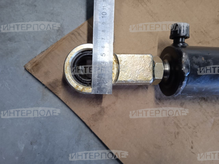 Гидроцилиндр управления колес Есиль-760,КЗС-1218, Есиль-740,КЗС-812,Есиль-750,КЗС-10 Гомсельмаш