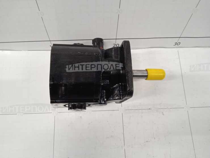 Насос New Holland