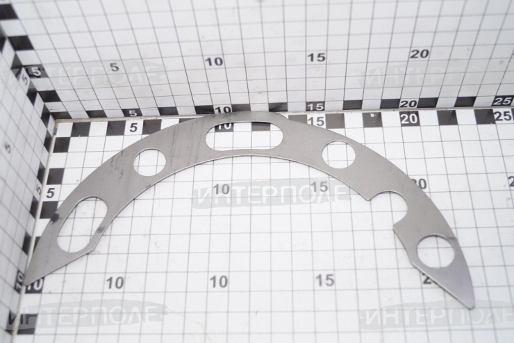 Прокладка регулировочная крышки В=0,5 мм., ОАО "МТЗ"