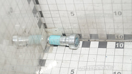 Болт М12х 30 с цилиндрической головкой Шумахер