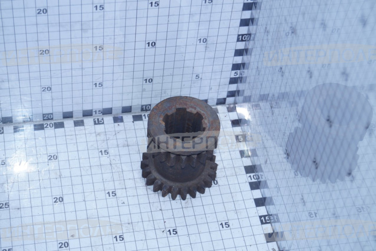 Шестерня 2 и 3 передачи