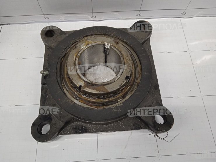 Опора фланца аппарата молотильного Есиль-740,КЗС-812, Есиль-750,КЗС-10К Гомсельмаш