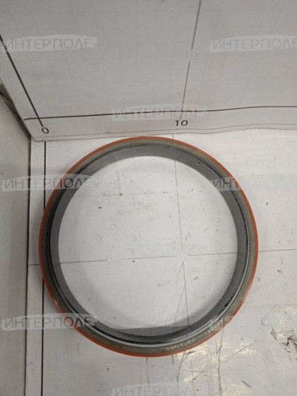 Манжета коленвала задняя New Holland