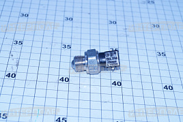 Выключатель света заднего хода штекер