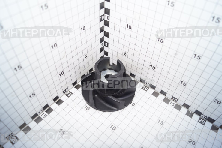 Крыльчатка водяного насоса стар.обр.