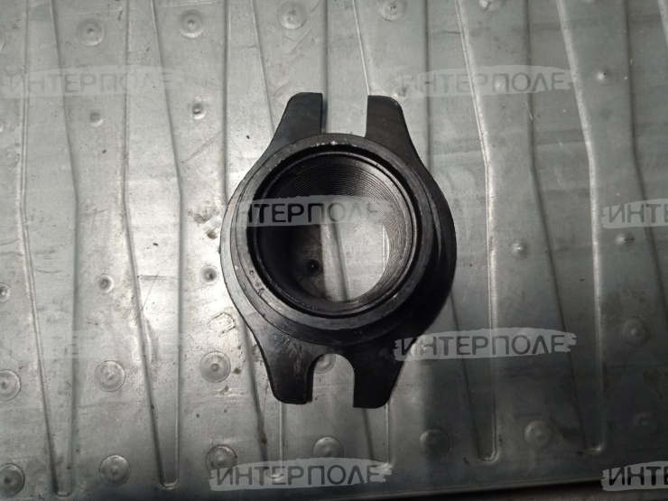 Втулка контрпривода вариатора (d= 37мм) Есиль-760,КЗС-1218,Есиль-750,КЗС-10К Гомсельмаш