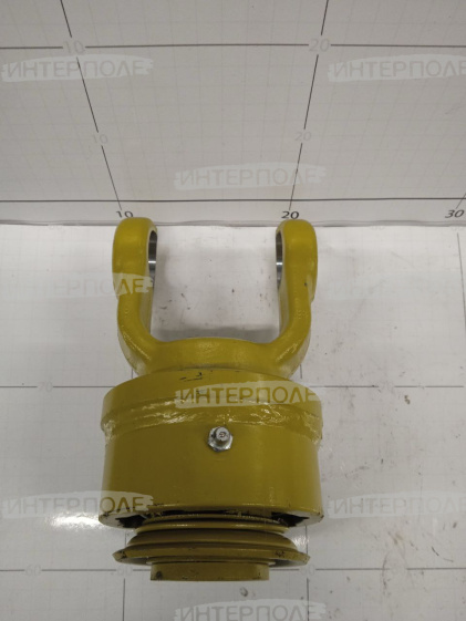 Муфта храповая карданного вала ЖЗТ-9 с вилкой (330Нм)