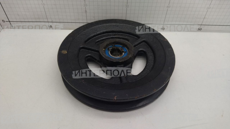 Ролик натяжного устройства привода соломотряса Есиль-740,КЗС-812,Есиль-760,КЗС-1218,Есиль-750,КЗС-10К Гомсельмаш