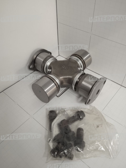 Крестовина универсальная шарн.(9570STS, 9670STS, 9770STS, 9870STS,S670,S680,S685,S690, S770,S780,S785,S790) John Deere