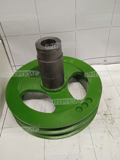 Шкив 2-руч. насоса мотовила John Deere 9650 SN 690877> Hi Capacity, 9650CTS SN 690505> Hi Capacity, , 9870STS, 9550, 9550SH, 9560, 9560SH, 9560STS
