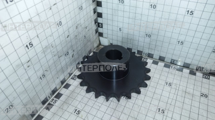 Звездочка (z=22, t=15,875) John Deere (T550,W540,W550,W650)