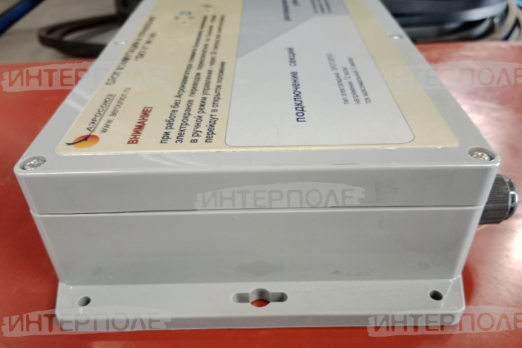 Блок коммутации и управления опрыскивателя