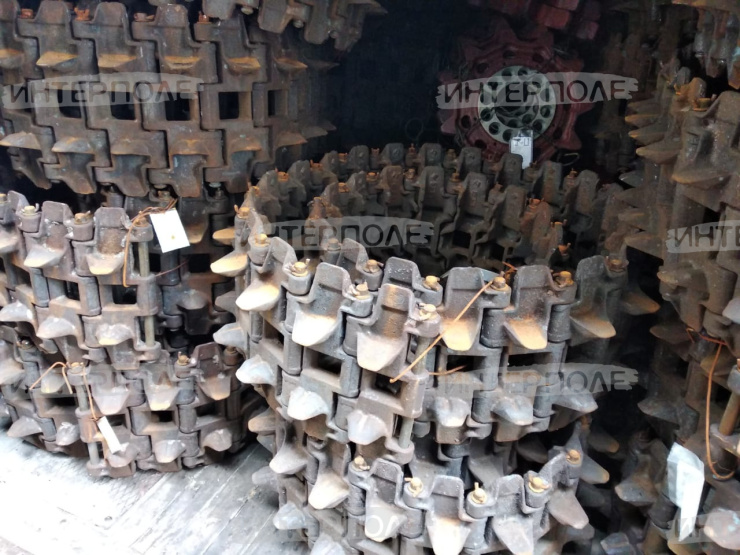 Гусеница комплект ТТ-4М, МСН-10 (ширина звена-500 мм) с грунтозацепом ЧЕТРА (ЗАВОД)