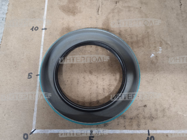 Сальник John Deere (9570STS,9670STS,9770STS,9870STS,S660,S760,S770,T550,W540,W550,W650)