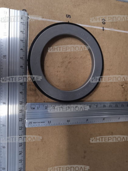 Манжета 69,85х99,568х7,366 задней ступицы John Deere (9500)