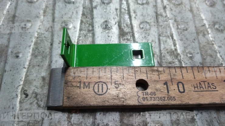 Пластина John Deere
