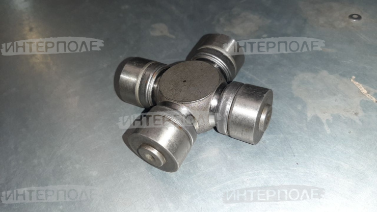 Крестовина полуоси ведущего моста Manitou