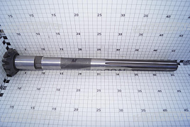 Полуось конической пары,