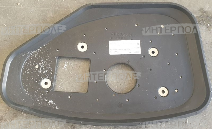 Сальник (крышка левая рамы зернового решета) John Deere (9570STS,9670STS,9770STS,9870STS,S660)